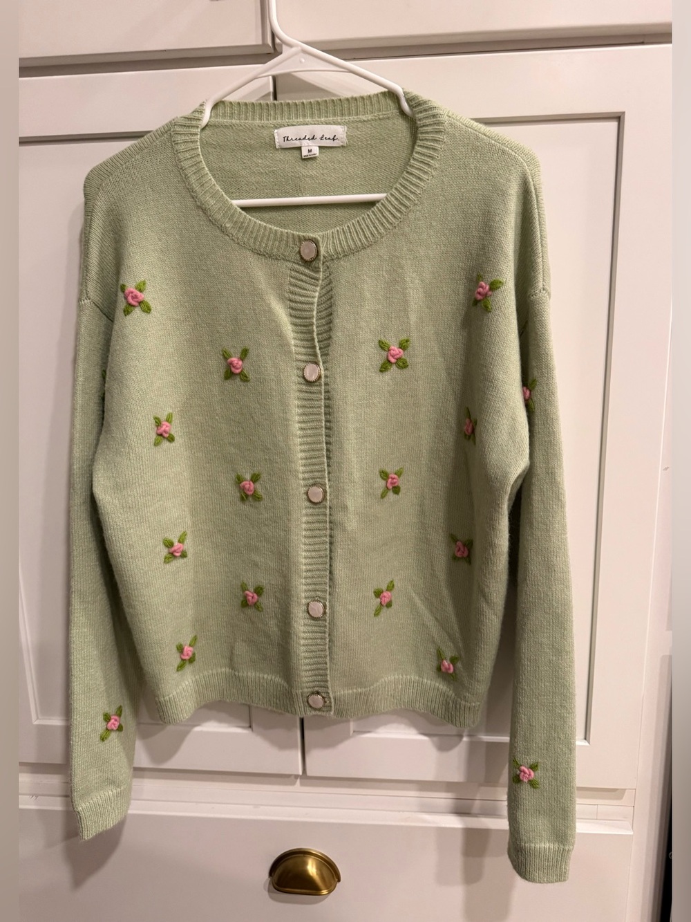Threaded Leaf size Medium light green Cardigan w/ embroidered roses